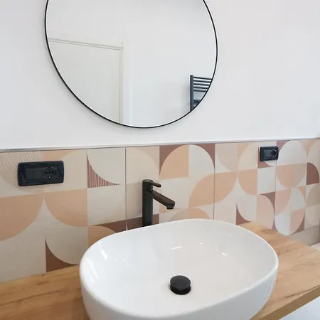 Apartament Lucy's Flowers La Spezia