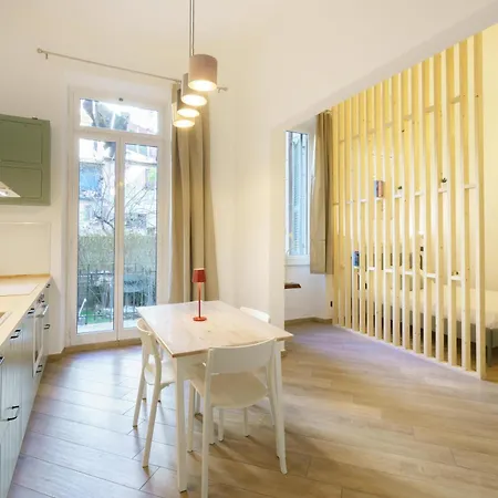 Lucy's Flowers Lägenhet La Spezia